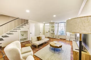 Photo #2: 56809216 Listing 