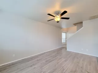 Photo #6: 56883010 Listing 