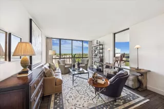 Primary Photo for MLS#: 56927986