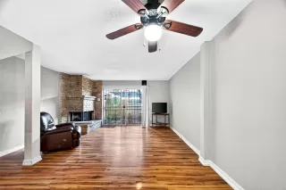 Photo #5: 5749548 Listing