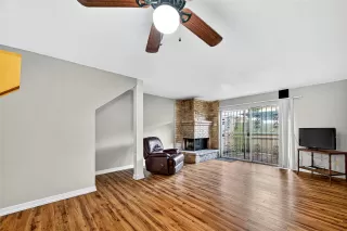 Photo #6: 5749548 Listing