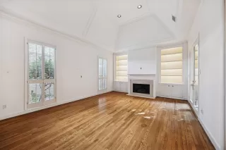 Photo #3: 57531124 Listing