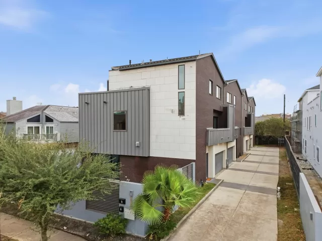 MLS: 57570733 Condo For Sale