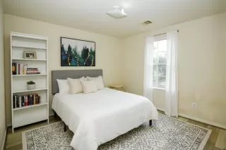 Photo #6: 57623225 Listing