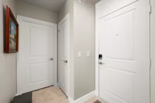 Photo #3: 57795790 Listing