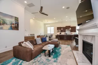 Photo #5: 57923399 Listing 