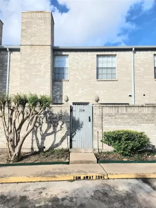 More Details about MLS # 58129756 : 6500 SANDS POINT DRIVE # 104