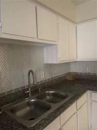 Photo #1: 58147095 Listing