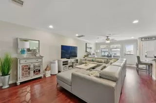 Photo #5: 58418224 Listing 