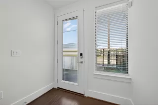 Photo #3: 5855061 Listing 