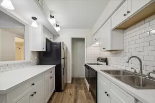 Photo #5: 58643206 Listing 