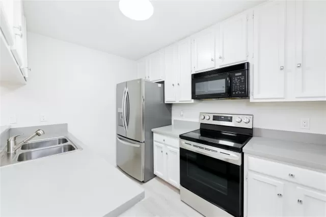 MLS: 58770792 Condo For Sale