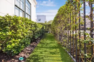 Photo #1: 58953097 Listing 