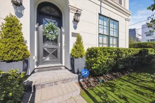 Photo #2: 58953097 Listing 