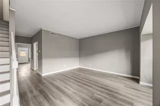 Photo #4: 59530758 Listing 