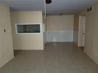 Photo #2: 59782377 Listing 