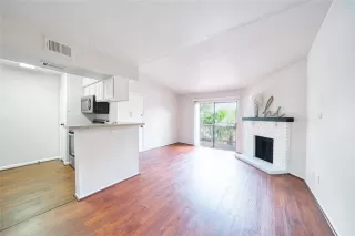 Photo #3: 59849572 Listing