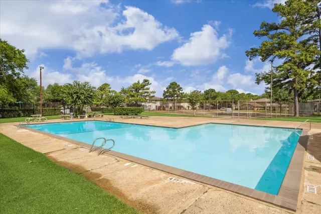 MLS: 59861084 Condo For Sale