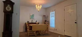 Photo #4: 60317488 Listing