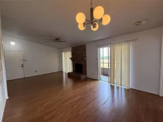 Photo #2: 6051540 Listing 