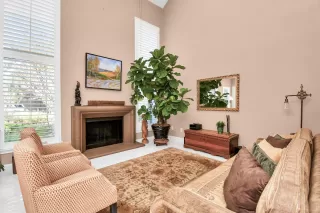 Photo #5: 60541449 Listing