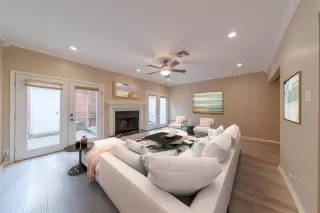 Photo #1: 60575537 Listing 