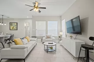 Photo #3: 60704456 Listing 