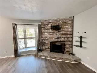 Photo #5: 61086459 Listing 