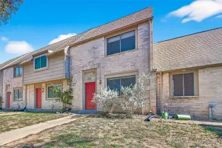 Photo #4: 62301109 Listing 