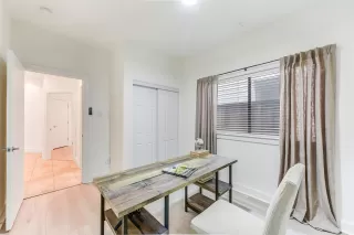 Photo #6: 62598410 Listing