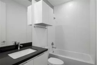 Photo #5: 62722697 Listing 