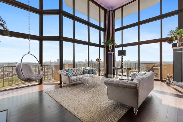 MLS: 63031397 Condo For Sale