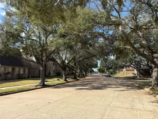 Photo #3: 63401531 Listing 