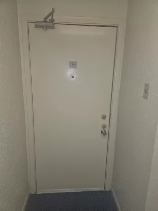 Photo #2: 63611598 Listing 