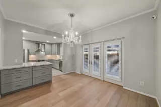 Photo #6: 64104941 Listing 