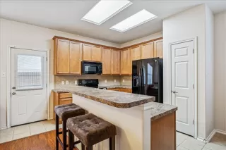 Photo #4: 64394547 Listing 