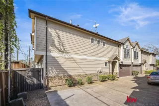 Photo #2: 64561201 Listing 