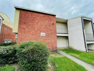 Photo #1: 64613388 Listing 