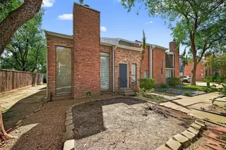 Photo #1: 64782590 Listing