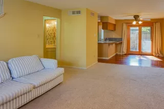 Photo #4: 64800833 Listing 