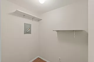 Photo #3: 64805971 Listing