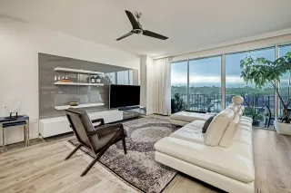 Photo #3: 65261390 Listing 