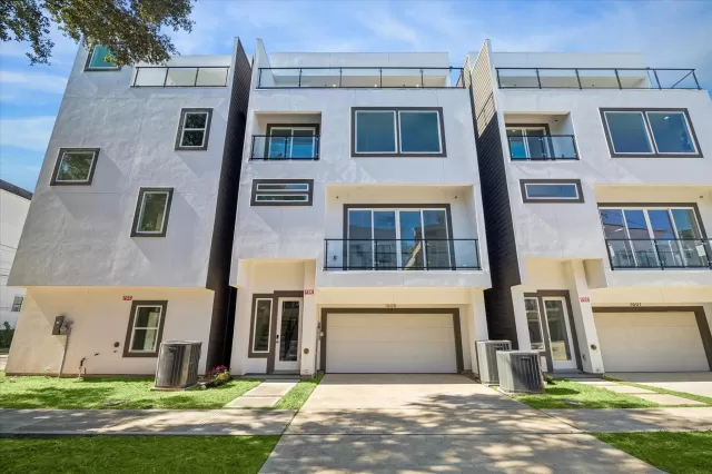 MLS: 65381220 Condo For Sale