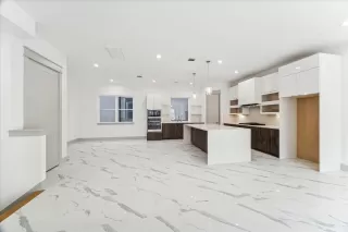 Photo #2: 65381220 Listing 