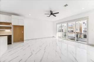 Photo #3: 65381220 Listing 