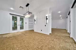 Photo #4: 65519413 Listing