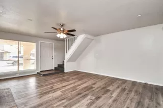 Photo #6: 65553247 Listing