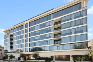 More Details about MLS # 6559372 : 2323 W MAIN STREET # 506