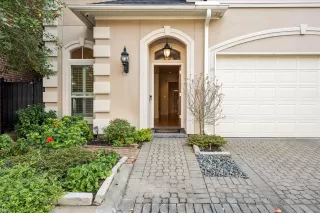 Photo #1: 65922267 Listing 