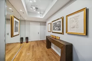 More Details about MLS # 66001556 : 121 N POST OAK LANE # 702